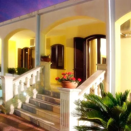 B&B Salento Terra Maris 코쿠몰라