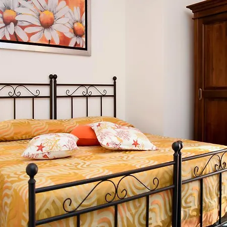 Salento Terra Maris Alojamento de Acomodação e Pequeno-almoço 4*